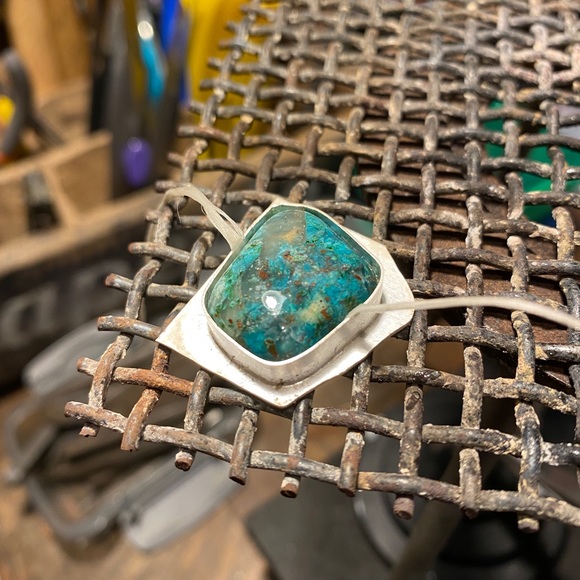 Handmade Ring Stamped Sterling Silver Silicated Chrysocolla/Malachite gem silica - Picture 6 of 9